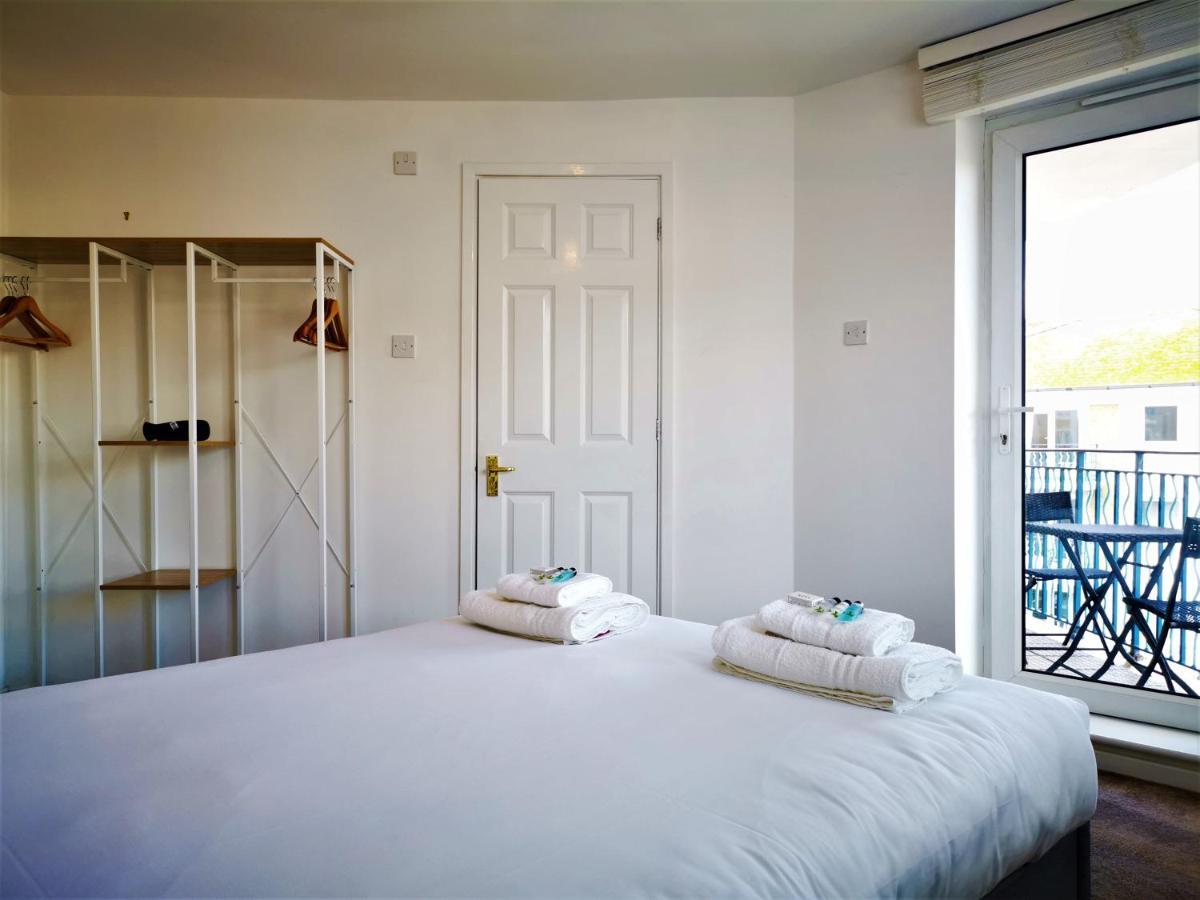 Marina Living With Parking, Balcony, Quiet And Secure Daire Brighton Dış mekan fotoğraf